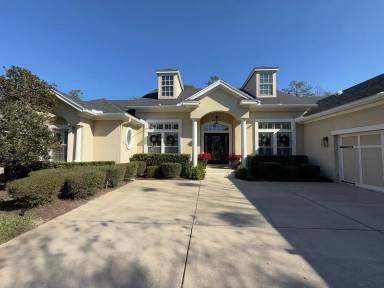 Main picture of 756 Eagle Point Dr