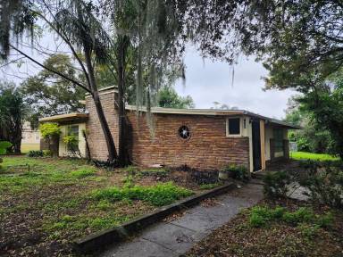 Main picture of 124 Hickory Dr