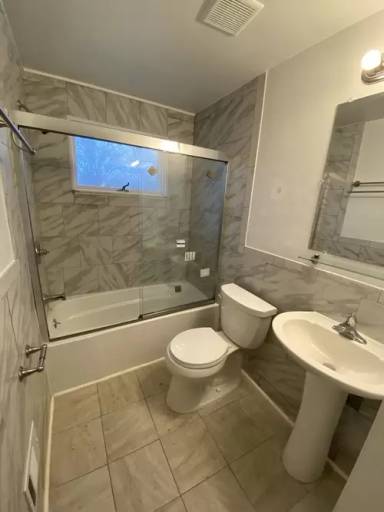 Main picture of 8 Downing Ct
