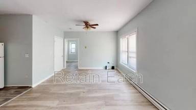 Main picture of 2859 S Salina St