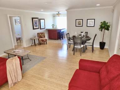 Main picture of 3665 E 1st St