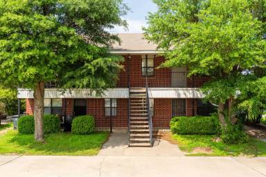 Main picture of 1103 Circle M Dr