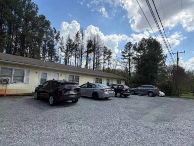 Main picture of 78 Oak Ridge Dr