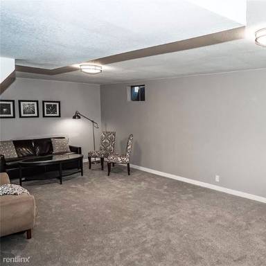 Main picture of 1264 Regina Ln