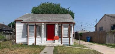 Main picture of 2849 Sarita St