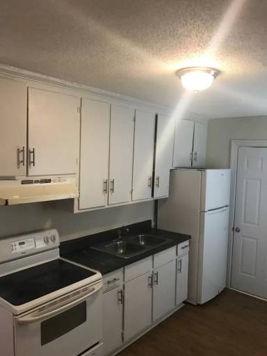 Main picture of 3604 Jonquil St