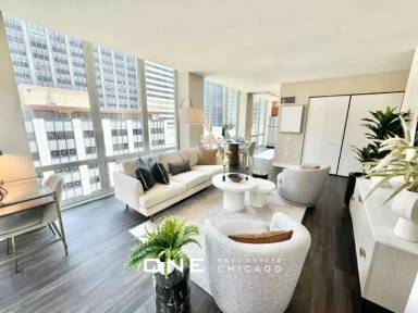 Main picture of 230 W Washington St