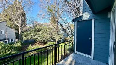 Main picture of 40 Emery Bay Dr