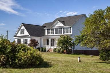 Main picture of 4420 Shagbark Ln