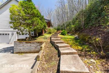 Main picture of 43 Garren View Dr