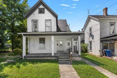 Main picture of 204-206 S Maple St Apartments