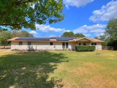 Main picture of 8924 Circle Dr