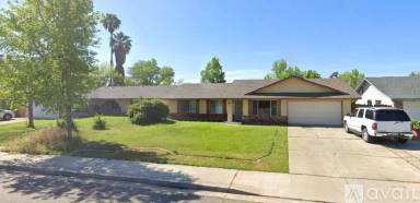 Main picture of 1612 River Rd