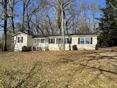 Main picture of 155 Henry Taylor Rd