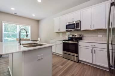 Main picture of 3369 Lilac Creek Trl