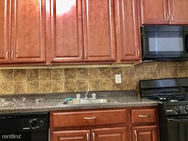 Main picture of 487 Garfield Ave