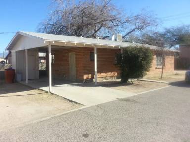Main picture of 5456 E Bellevue St