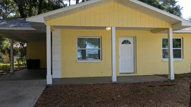 Main picture of 701 Bayou Ave