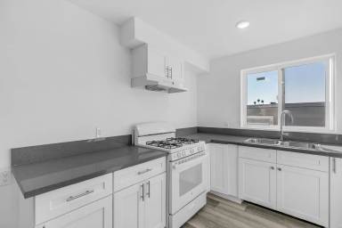 Main picture of 2837 San Marino St