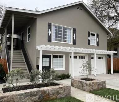 Main picture of 2283 1st St