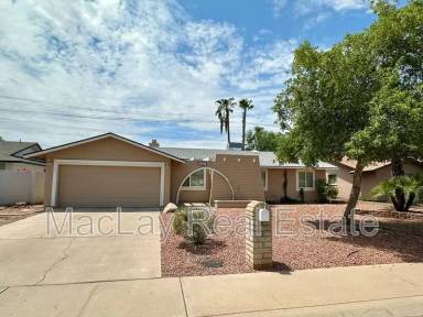 Main picture of 1441 E Diamond Dr