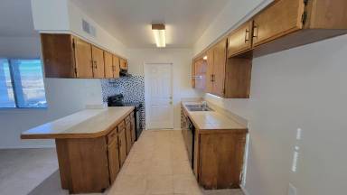 Main picture of 8306 Quezon Ave