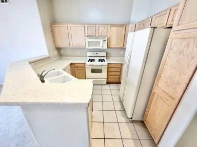 Main picture of 5323 Estornino Ave