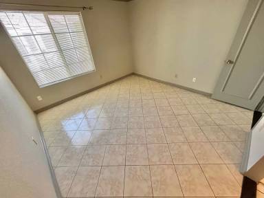 Main picture of 4800 Nara Vista Way