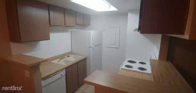 Main picture of 941 S Walden St