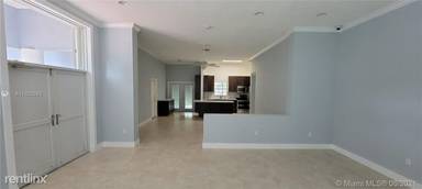 Main picture of 8079 SW 112th St