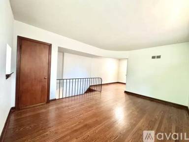 Main picture of 4639 Jamieson Ave