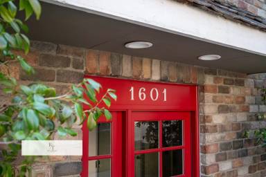 Main picture of 1601 Hilts Ave