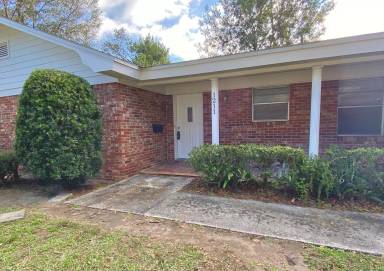 Main picture of 1211 Jaffa St