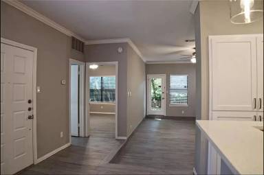 Main picture of Oaks On The Bend Condos