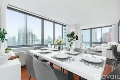 Main picture of RiverEast