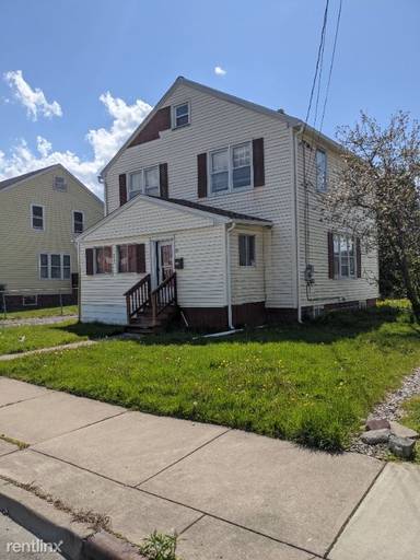 Main picture of 205 Myrtle Ave