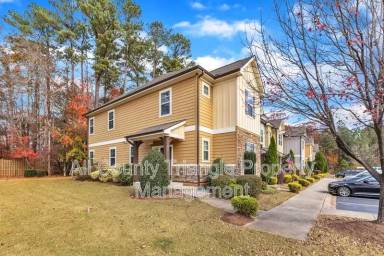 Main picture of 698 Wickham Ridge Rd