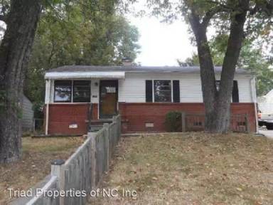 Main picture of 1926 Opal Dr