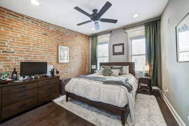 Main picture of 516 S Montford Ave