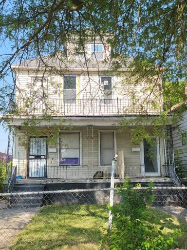 Main picture of 6307 Woodrow St