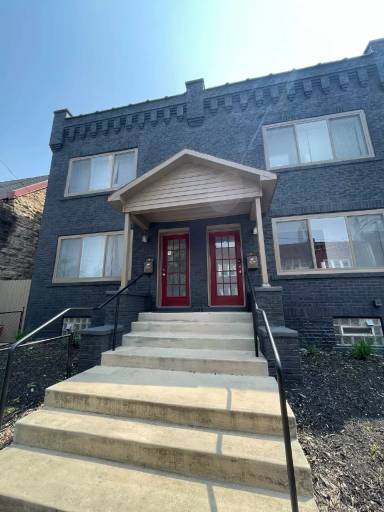Main picture of 109 E 9th Ave