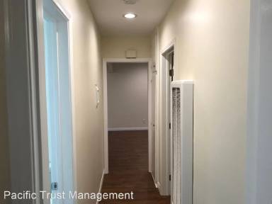 Main picture of 1661 Park Ave