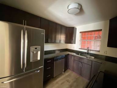 Main picture of 660 Tennis Club Dr