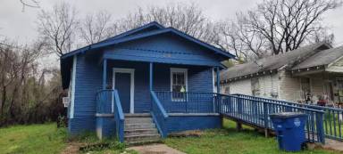 Main picture of 219 Crockett St