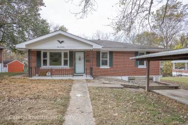Main picture of 414 Lark St