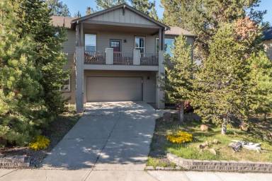 Main picture of 2254 NW Torrey Pines Dr