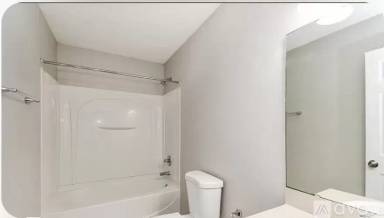 Main picture of 2140 Thomas Ct