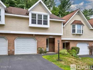 Main picture of 4009 Chaucer Pl