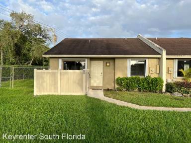 Main picture of 10267 Boca Bnd W