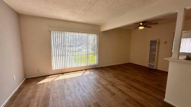 Main picture of 12701 Flower St